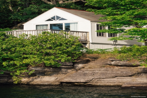 Hotel Basin Harbor Club and Resort